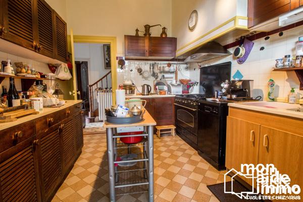 Vaste maison de charme sur parc de 1,1 hectares