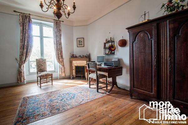 Vaste maison de charme sur parc de 1,1 hectares