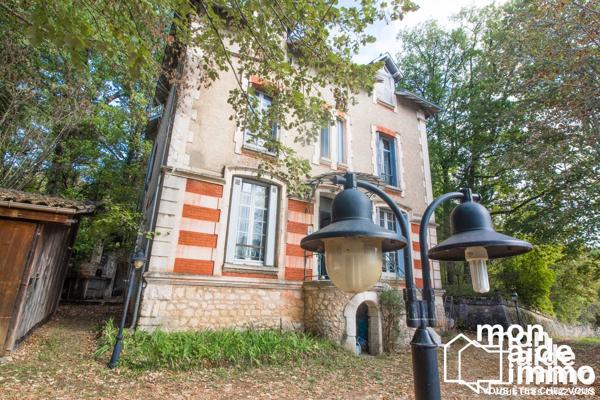 Vaste maison de charme sur parc de 1,1 hectares