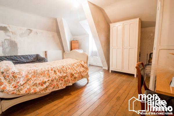 Vaste maison de charme sur parc de 1,1 hectares