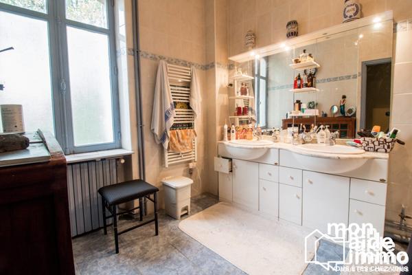 Vaste maison de charme sur parc de 1,1 hectares