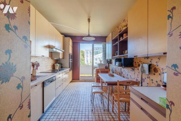 NEUILLY SAUSSAYE 6P avec BALCONS/TERRASSES ETAGE ELEVE.