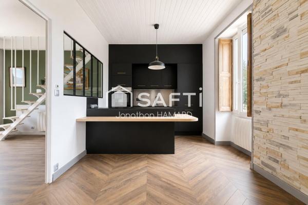Superbe duplex rénové avec vue imprenable sur l'Erdre et l'Île de Versailles