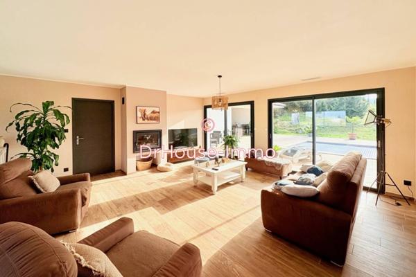 Maison à vendre 4 pièces de 197 m²