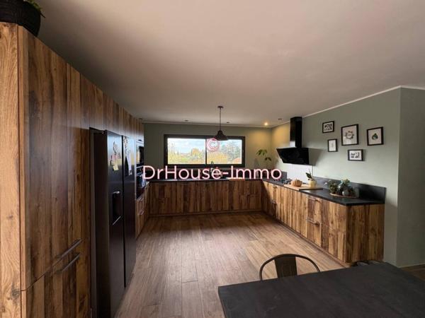 Maison à vendre 4 pièces de 197 m²