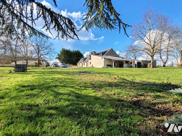 Brigné - Longère 153m²