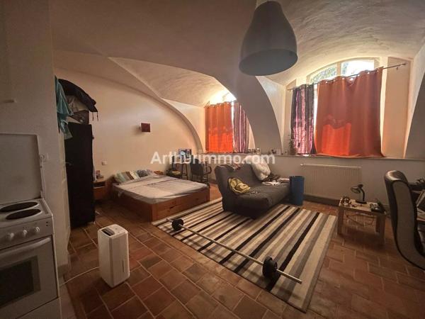 Location                                                      Appartement
                        
                     1 pièces                      40 m2                     à Dole