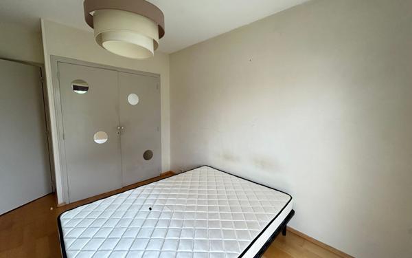 Appartement à louer    4 pièces •  Talence