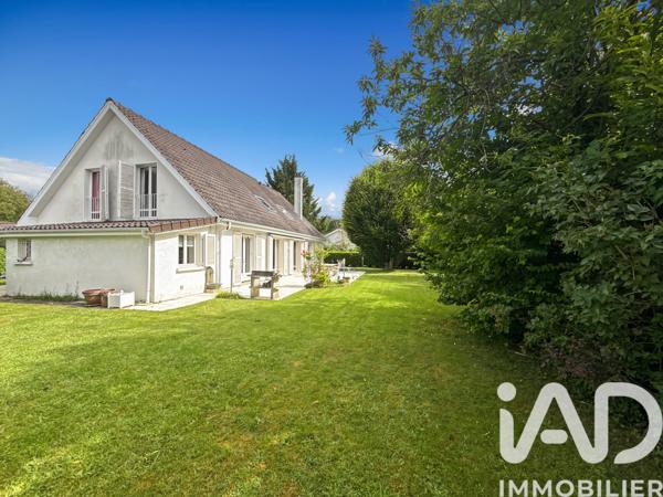 Maison à vendre 7 pièces 181,84 m² Santeny