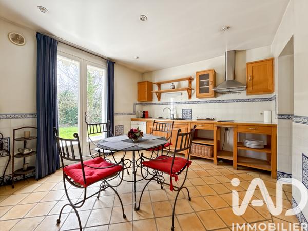 Maison à vendre 7 pièces 181,84 m² Santeny