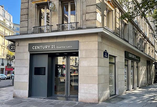 Appartement à vendre  4 pièces - 109,71 m 2   PARIS  - 75003