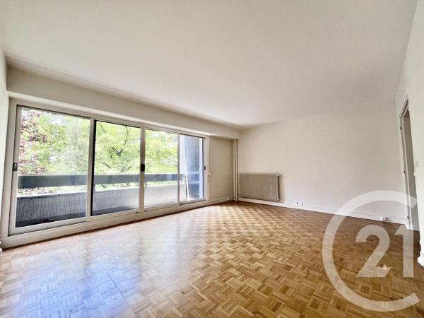 Appartement F3 à vendre  3 pièces - 67,59 m 2   COURBEVOIE  - 92