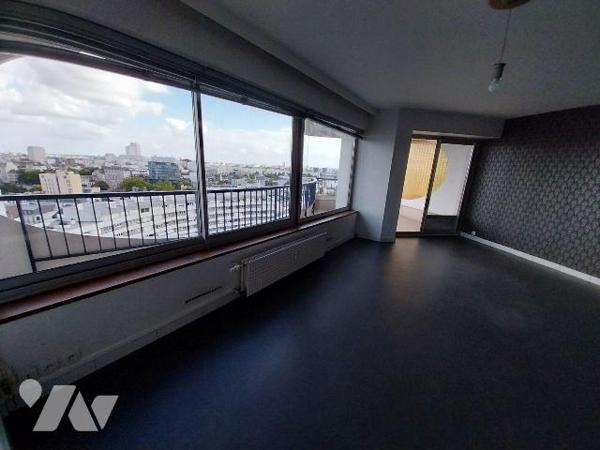   RENNES. Quartier Bourg levêque, dans résidence "Les Horizons", appartement de type 2 d'enviro...