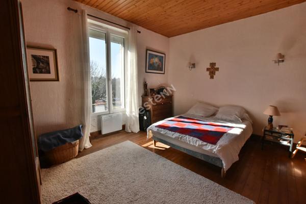 **Exclusivite Nestenn : Charme et authenticite au coeur de la campagne bergeracoise**