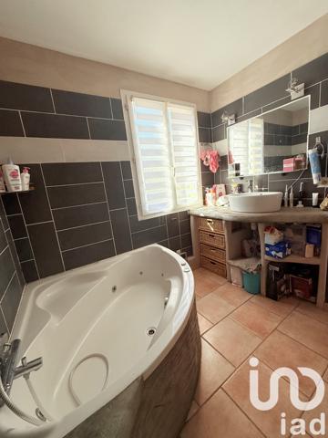 Maison à vendre 4 pièces 104 m² Roquestéron