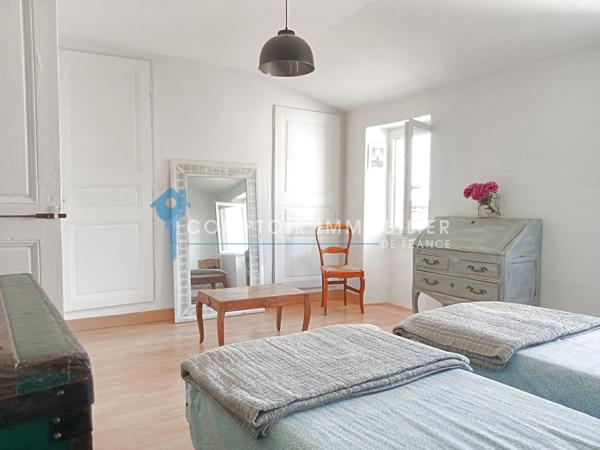 Maison de village 7 pièce(s) 5 chambre(s) 150 m²
