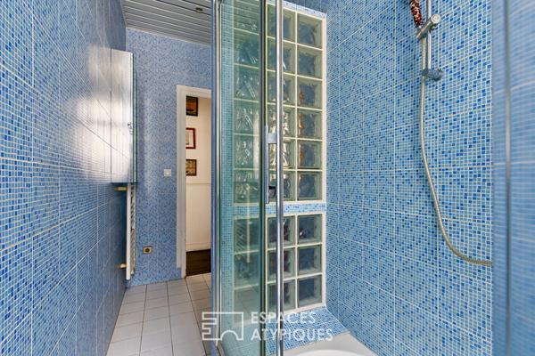 Esprit bohème en étage élevé sur cour – Barbès-Rochechouart