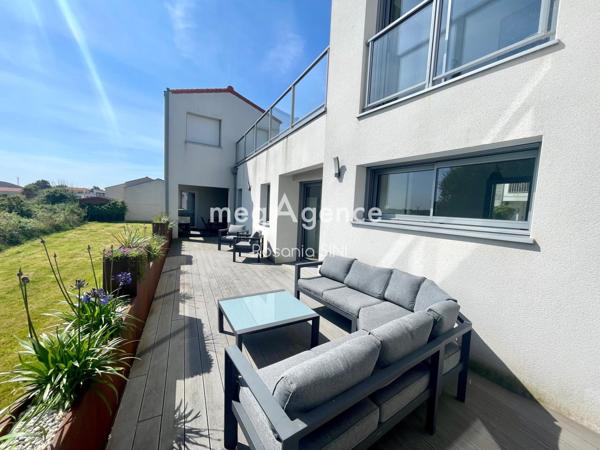 Maison à LES SABLES-D'OLONNE, 85100 - 4 pièces 119m²