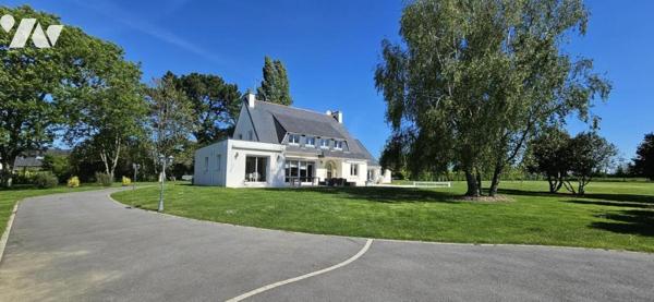 Propriété familiale d’exception à Beg Meil - 8 chambres - piscine chauffée - 4000m² terrain