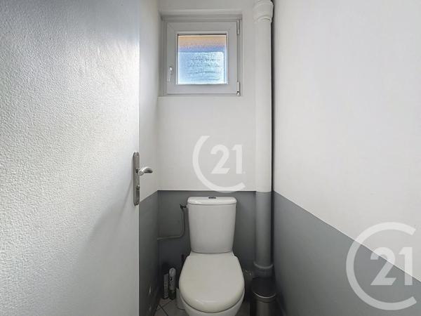 Appartement T3 à vendre  3 pièces - 48,79 m 2   BELFORT  - 90