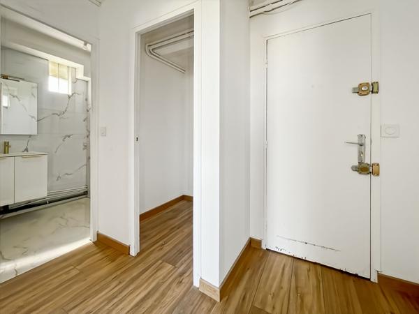 Exclusivité ERA SAINT AMBROISE - Appartement 2 pièces à vendre à Melun (77000) ? Proche gare ? Balcon ? Parking ? Cave