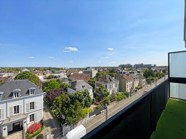 Exclusivité ERA SAINT AMBROISE - Appartement 2 pièces à vendre à Melun (77000) ? Proche gare ? Balcon ? Parking ? Cave