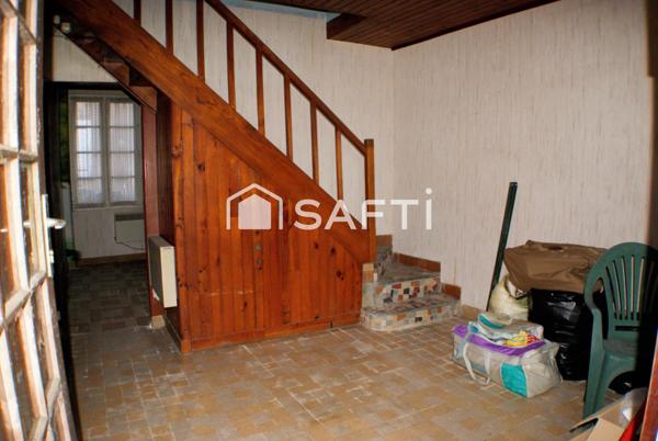 Maison 2 chambres, terrain clos.