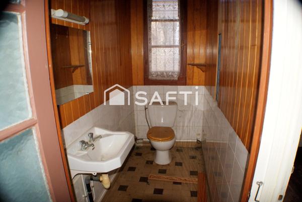 Maison 2 chambres, terrain clos.