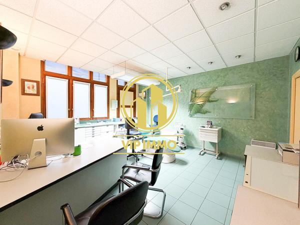 VIEUX LILLE LOCAL PROFESSIONNEL DE 219 M2 DE SURFACE TOTALE 115 M2 DDC+104 M2 SOUS SOL