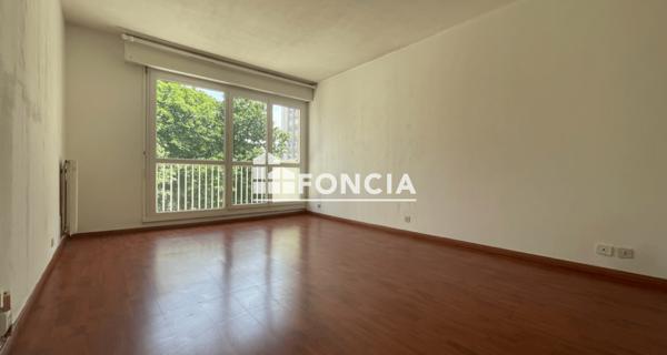 Location Studio 27.59 m² - Chatou 78400