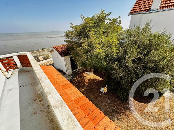 Maison à vendre  5 pièces - 126,90 m 2   FOURAS  - 17