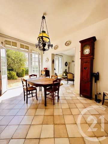 Maison à vendre  5 pièces - 126,90 m 2   FOURAS  - 17