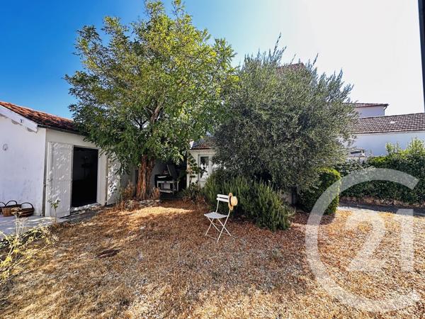 Maison à vendre  5 pièces - 126,90 m 2   FOURAS  - 17
