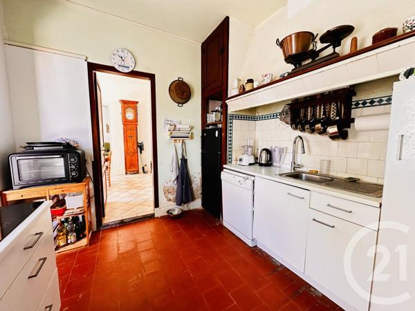 Maison à vendre  5 pièces - 126,90 m 2   FOURAS  - 17