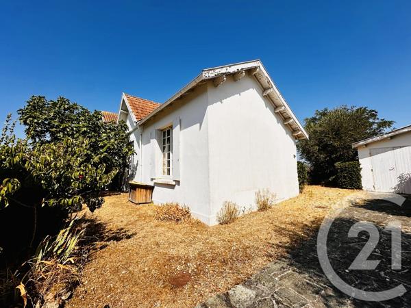 Maison à vendre  5 pièces - 126,90 m 2   FOURAS  - 17