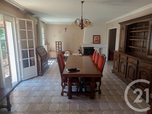 Maison à vendre  5 pièces - 126,90 m 2   FOURAS  - 17