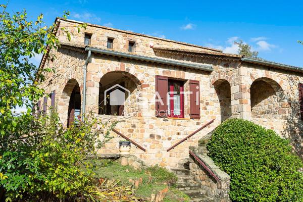 07140 : Maison provencale en pierres avec jardin de 3500m² et vue