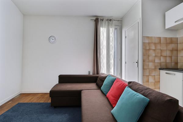 Appartement Aubervilliers 2 pièce(s) 24.2 m2