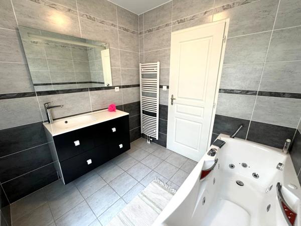 Vente Maison 6 pièces 150 m2 à Compiègne