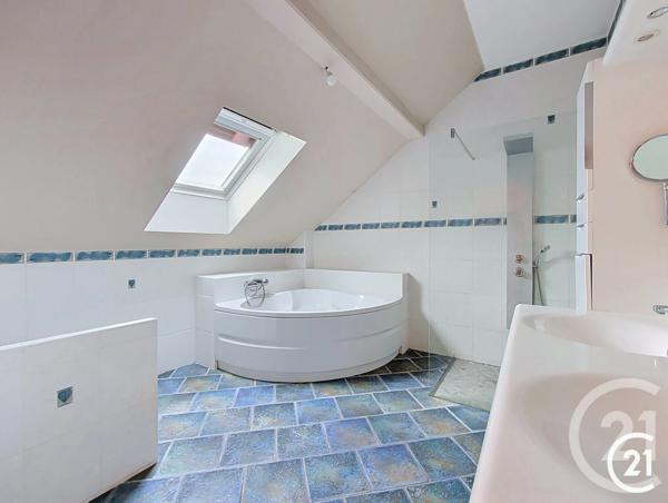 Maison à vendre  7 pièces - 138 m 2   BART  - 25