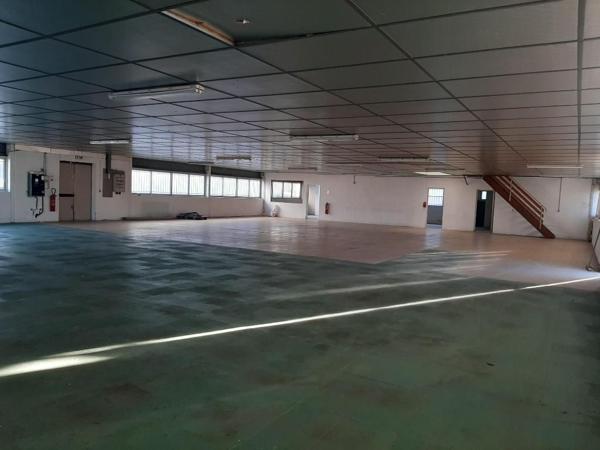 Entrepôt / local industriel L Isle Jourdain