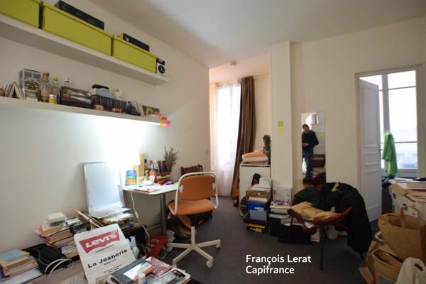 Studio de 25 m2 à vendre 1 pièce - Quartier gros Caillou - PARIS 7EME ARRONDISSEMENT (75) - 295 000 € honoraires d'agence inclus