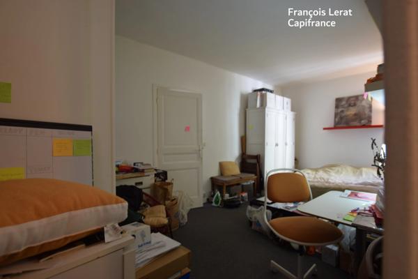 Studio de 25 m2 à vendre 1 pièce - Quartier gros Caillou - PARIS 7EME ARRONDISSEMENT (75) - 295 000 € honoraires d'agence inclus