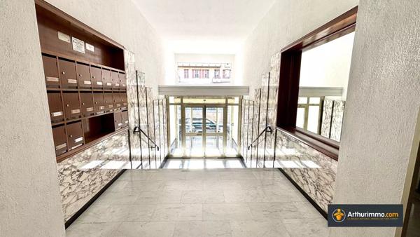 Vente Appartement 3 pièces 78 m2 à Nice