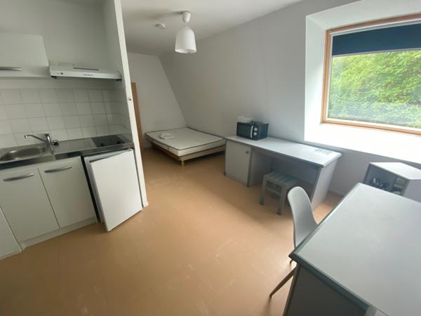 Location Studio meublé - POITIERS