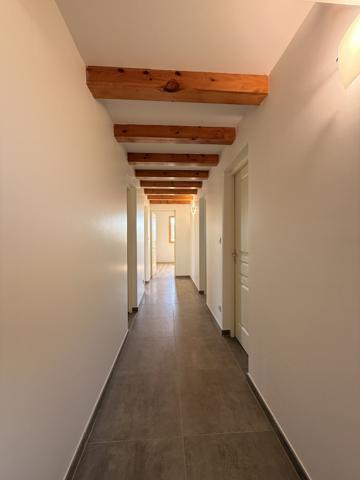 Magnifique maison de type grange – prestations haut de gamme sur 3 hectares