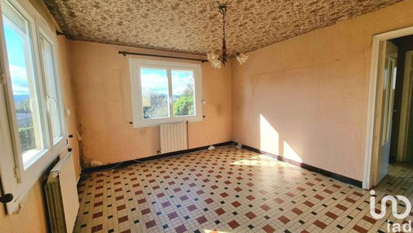 Maison 3 pièces de 55 m² à Pierrelatte (26700)