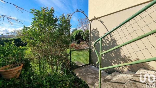 Maison 3 pièces de 55 m² à Pierrelatte (26700)