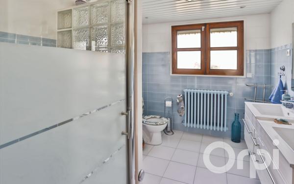 Maison à vendre    6 pièces • 145 m2 Gournay-en-Bray