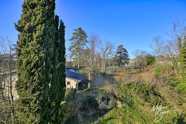 Dernier étage, appartement de 114m² à rénover avec vue imprenable à 180 degrés